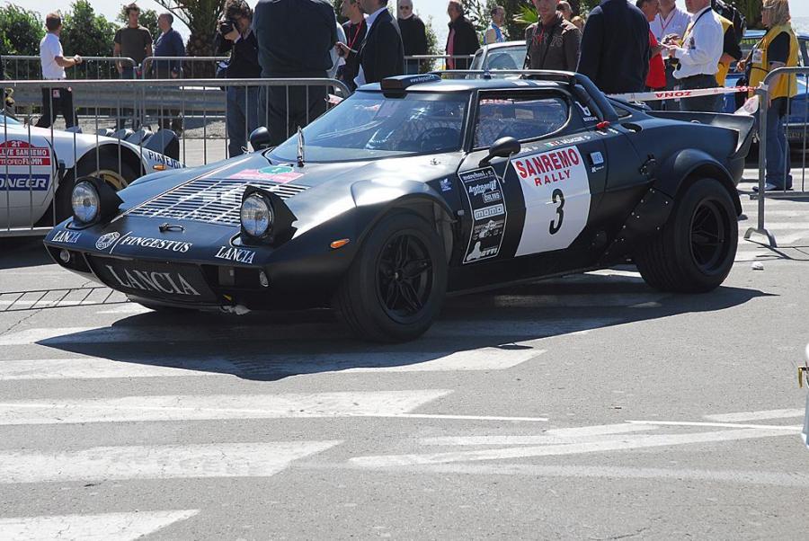  Lancia Stratos Rally 1974 года  (фото 13 из 21)